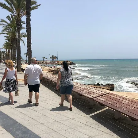 Apartamento Casa Enfrente De Las Playas Y Paseo Maritimo